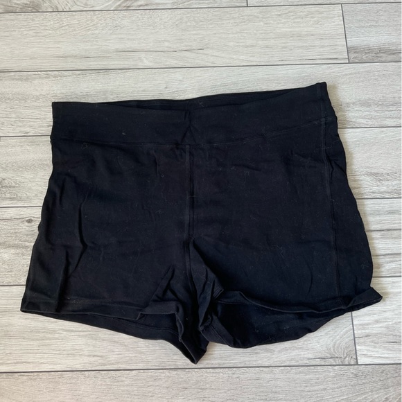 ASOS Black Shorts - US 18 - Picture 2 of 5